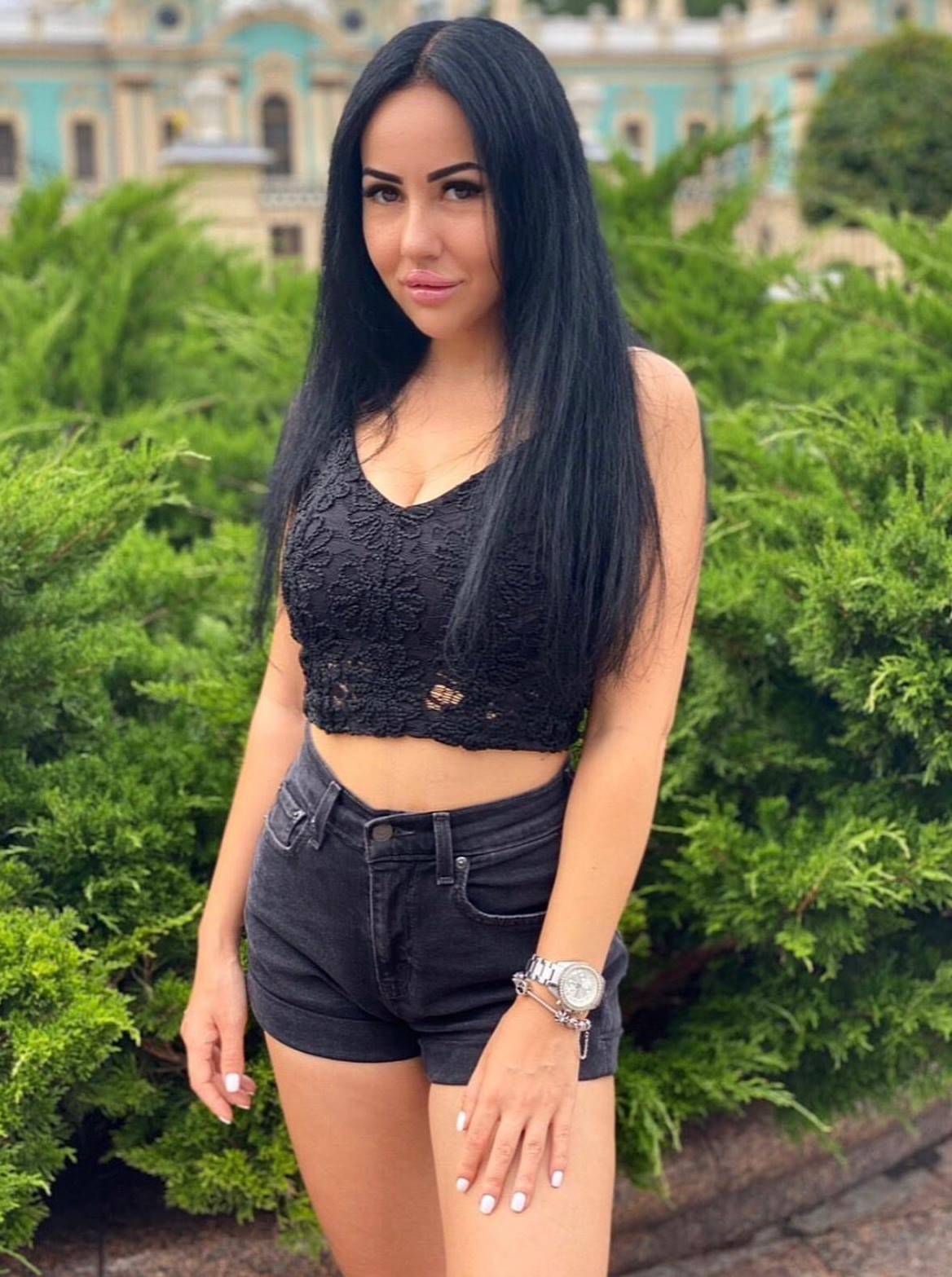 Eve Gelen Escort Bayan Selin İle Tutkulu Gecelerin Yıldızı