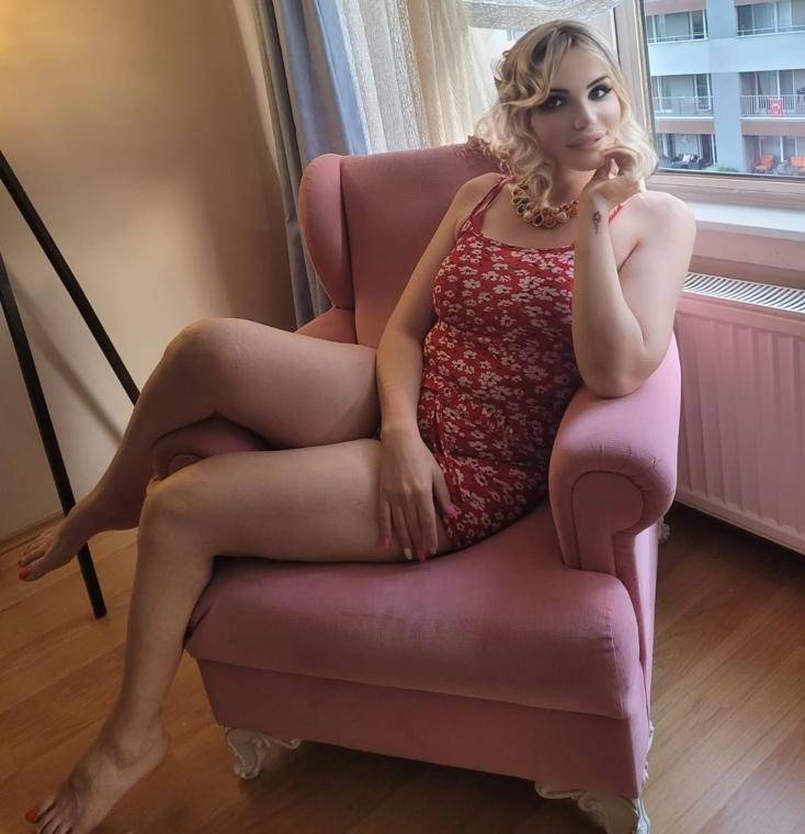 Eve Gelen Escort Bayanlar Ateşli Ve Sınır Tanımıyor